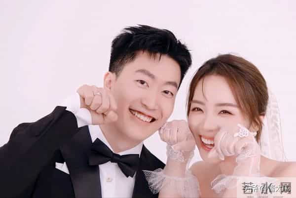 属蛇的人,到底和谁谈恋爱最般配?谁又最容易吵得满屋飞火星?