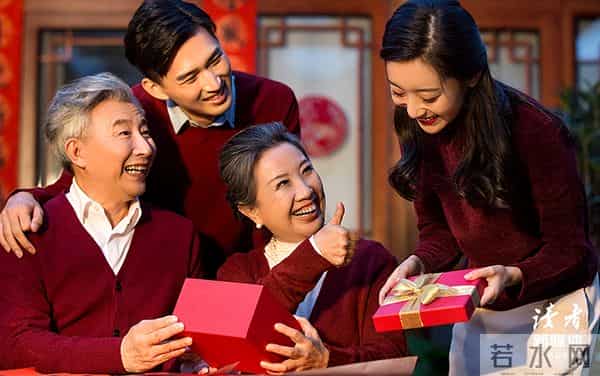 与父母最好的相处方式,不是转账,不是送补品,而是这3个黄金法则,多数人都搞错了