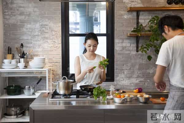 渐渐老去的70后,五十岁才明白,人一生应把80%的精力放在这5件事上