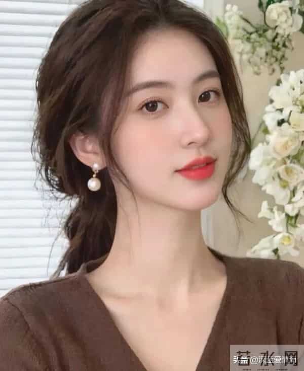 为何很多女性对五十多岁男性敬而远之？无非是这三点原因，很现实