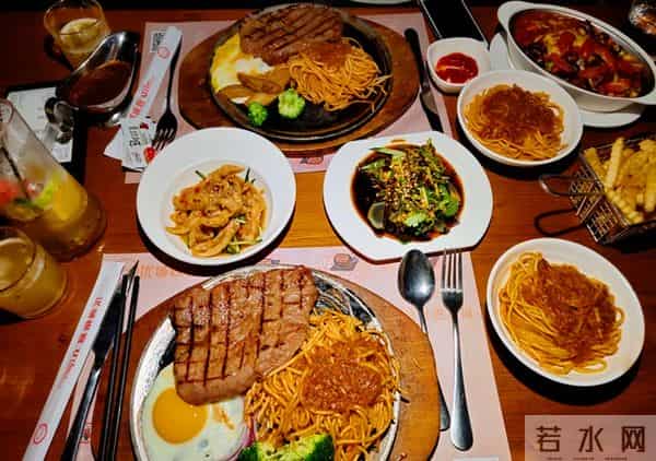 一定要时刻无数遍告诫自己:人活着最重要的事就是要好好爱自己