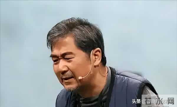 再多钱也没用？70岁张国立身家过亿，却还是要为43岁儿子操碎了心