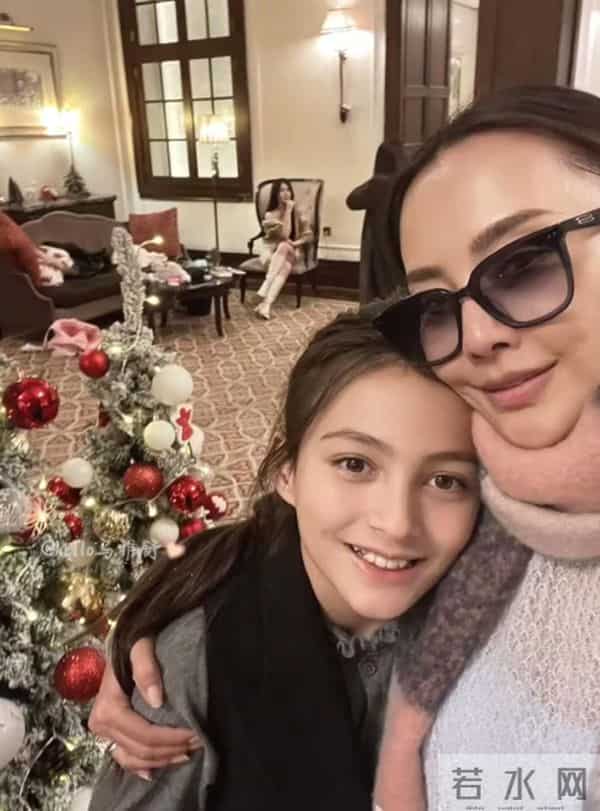 马雅舒女儿12岁生日,米雅大眼睛像爸爸,五官巨美漂亮的让人羡慕