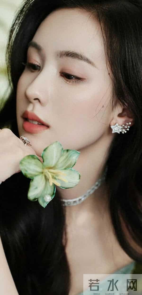 陈都灵,被这样的美貌吸引住啦!又是收集美貌的一天!