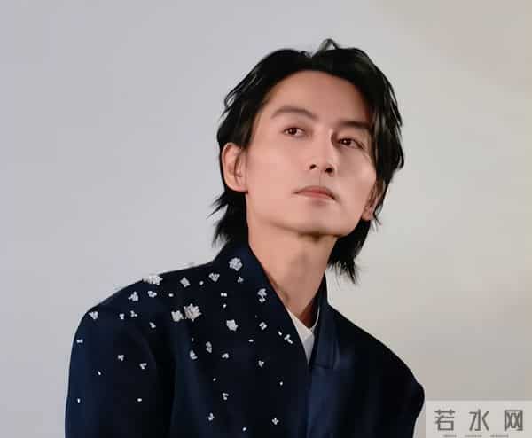 离婚9个月再看陈妍希陈晓:一个暴瘦脱相,一个成“人间水蜜桃”