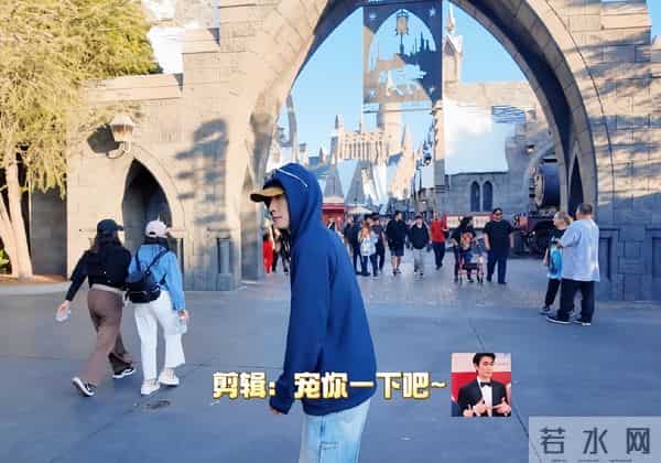 出席活动“死装死装”的,一到好莱坞就露馅,就很朱一龙啊