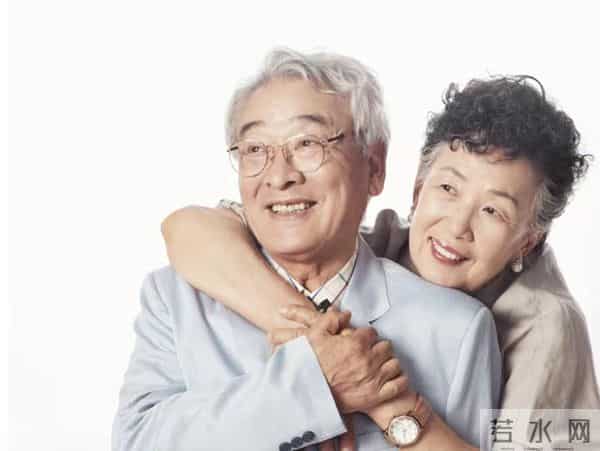 众星悼念李顺载,罗文姬感到悲痛,因身体原因不能亲自去悼念