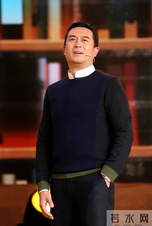 与王海燕离婚传闻真相大白1年,55岁张嘉益近况曝出,一点不意外