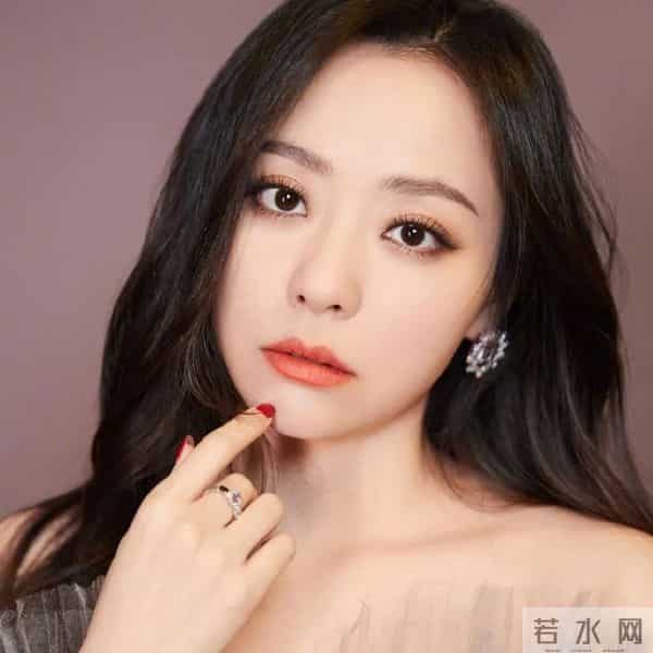 赚再多也没用?张靓颖如今的现状,给所有41岁以上的女星提了个醒