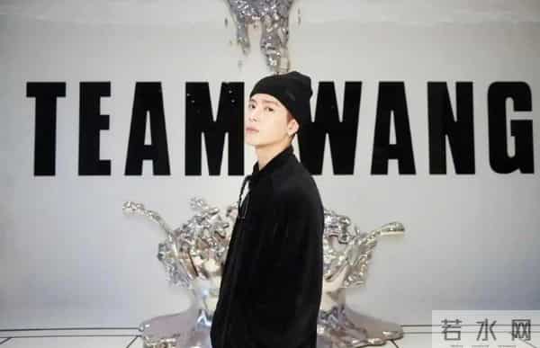 再多钱有什么用?31岁王嘉尔的现状,给所有年轻人提了个醒