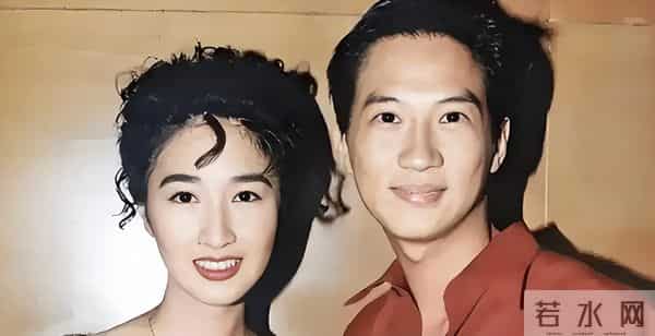 张家辉夫妇真老了!一起吃路边摊,61岁关咏荷脸上老年斑太抢镜