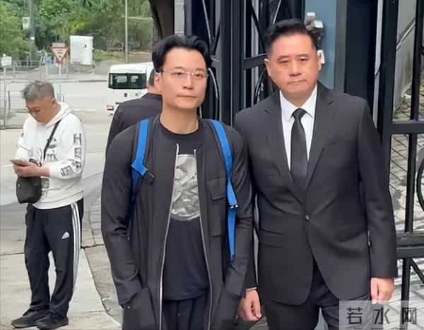 张嘉译深圳聚餐,71岁林威烟不离手,翁虹丰腴吸睛,午马遗孀现身