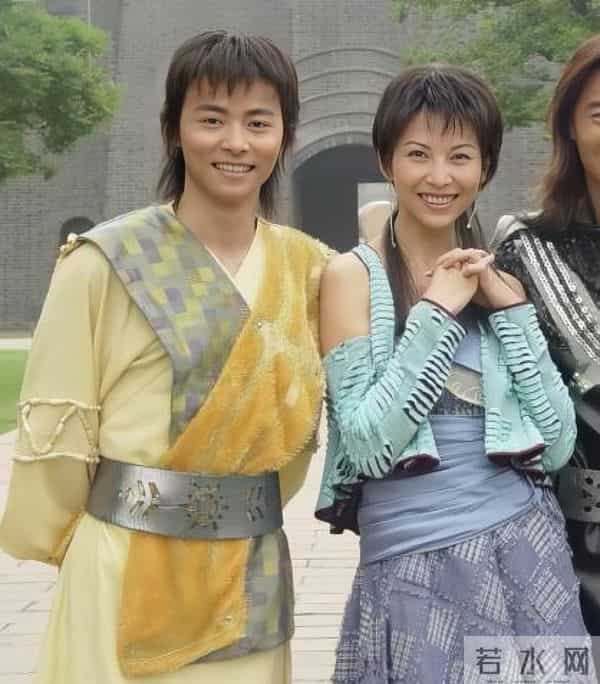 落地凤凰不如鸡？52岁蔡少芬为钱奔波瘦脱相，被王晶嘲讽不上进