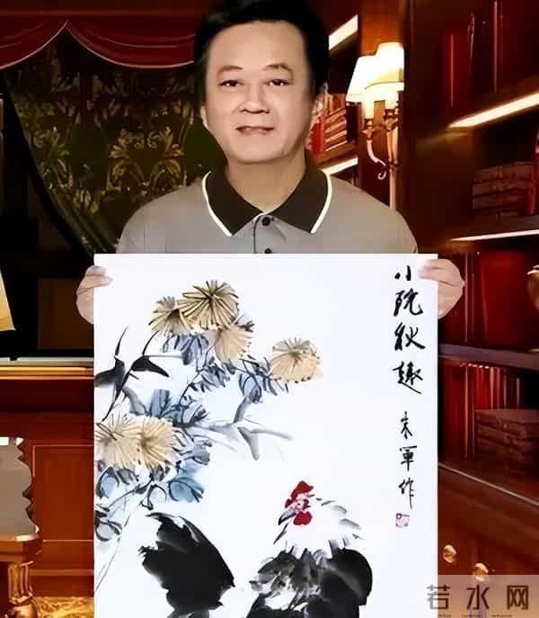 朱军带着很漂亮的老婆现身北大,四年冤屈过去,早已不再年轻