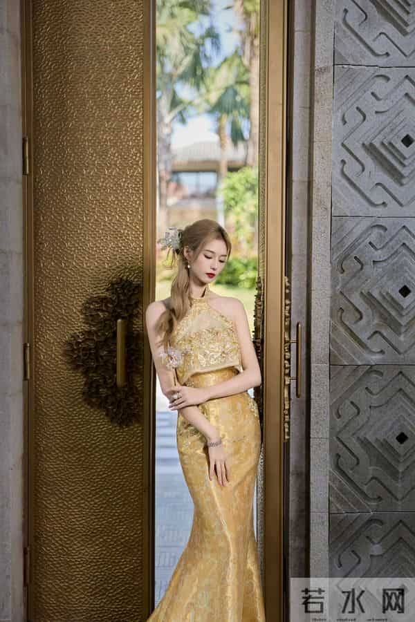 徐艺洋身材绝了!婚纱国风造型切换,玲珑曲线美到犯规!
