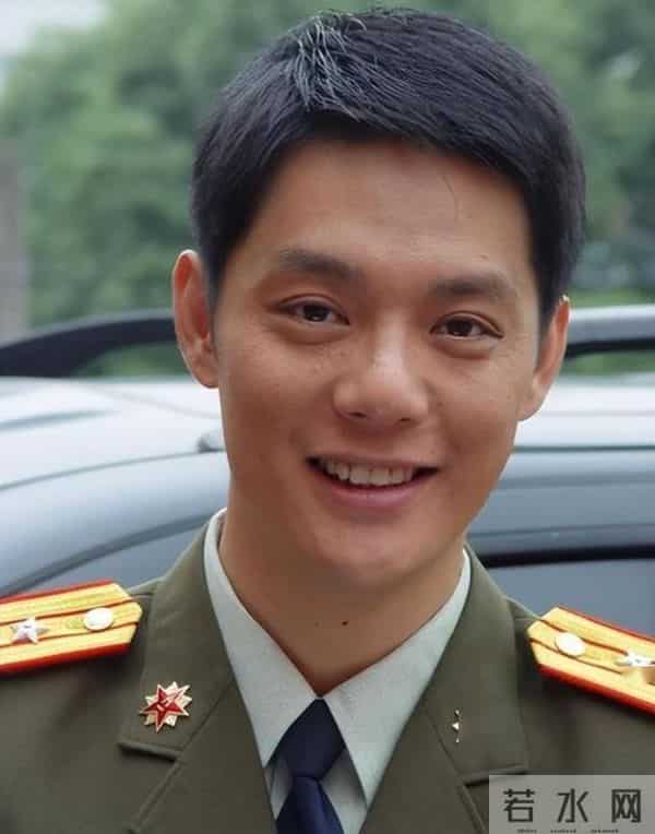 没想到，罗晋父亲去世仅5天，傅程鹏竟因一个举动，实现口碑暴增