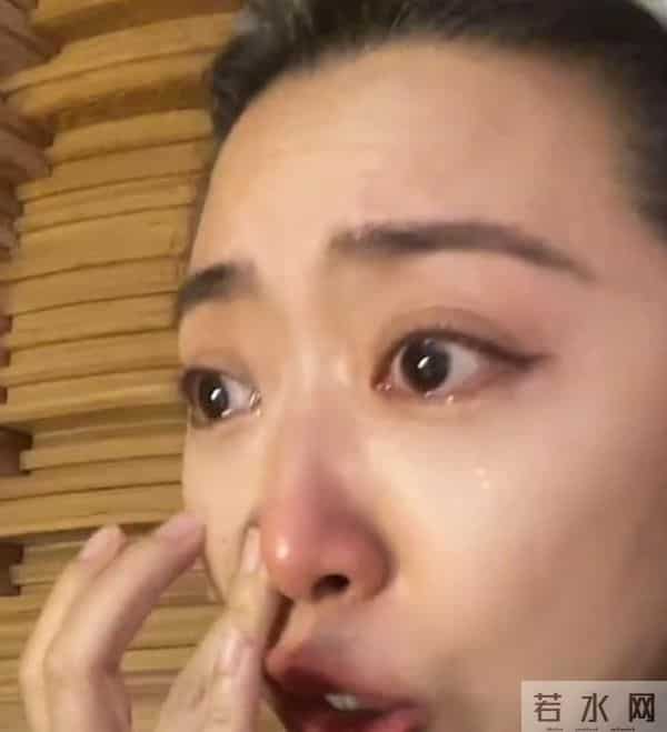 上海知名女主持杨永清近况！41岁白发丛生，女儿和她共用一张脸