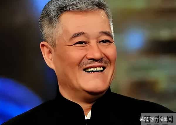 钱再多有什么用?赵本山近况曝光令人吃惊,给老年人敲响"警钟"