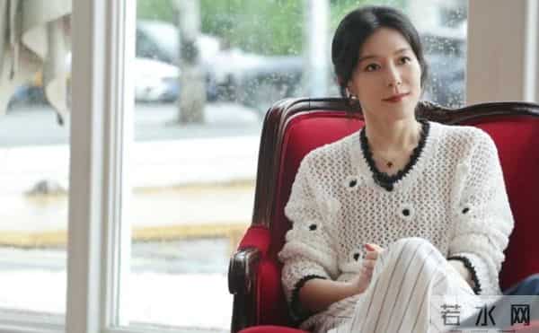 原来她是蔚来老板娘，曾是央视女主播才貌双全，和李斌一见钟情！