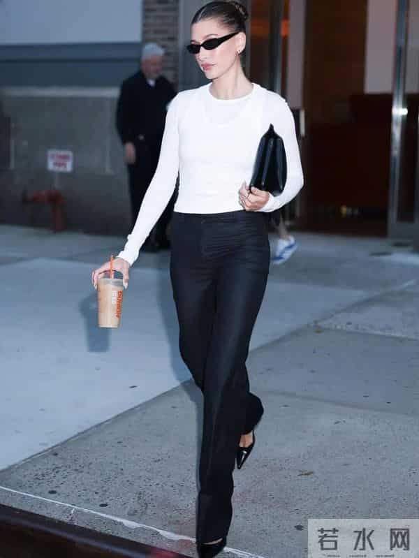 老钱风全面升级!“高净值穿搭”才是今秋顶流