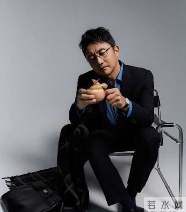 涂松岩做梦也没想到,娶圈外妻子恩爱11年的他,竟在51岁再次翻红