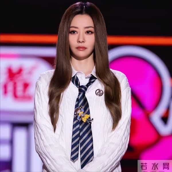 41岁张靓颖患病留疤，那英、蔡依林都曾中招，给内娱女星提了个醒