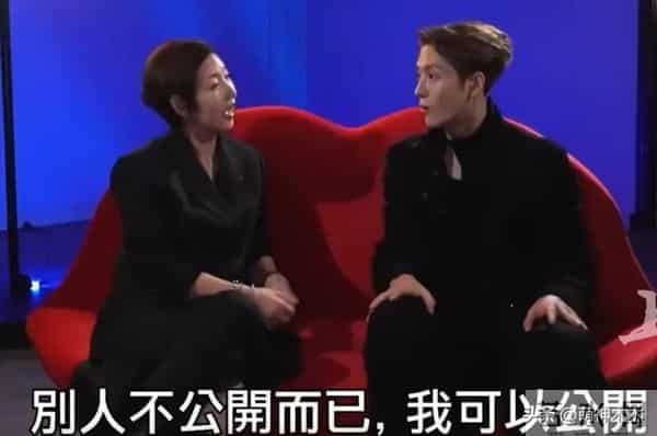 迪丽热巴最新露面状态差，脸部浮肿被质疑医美，浓妆难掩疲态