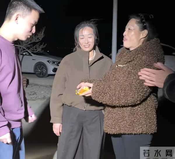 谢浩男明天生日网友猜测有惊喜 很多人劝海军妈做1件事还给出建议