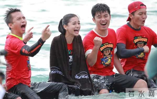 停办吧！《奔跑吧》首播差评一片，请一大堆明星没一个能拿得出手