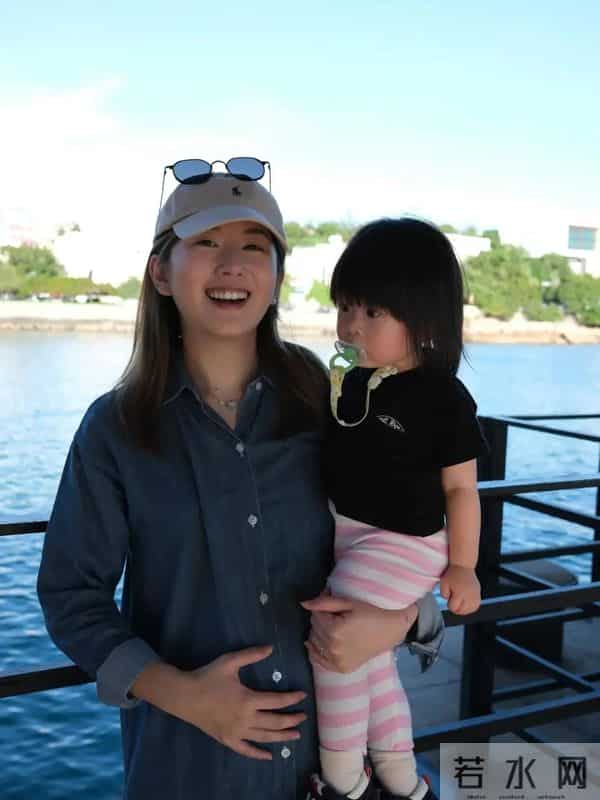 TVB宅男女神爱女正面照曝光,完成人生小目标分享怀第二胎心情