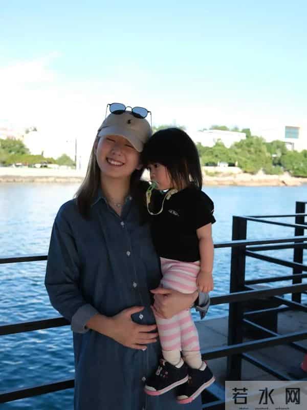 TVB宅男女神爱女正面照曝光,完成人生小目标分享怀第二胎心情