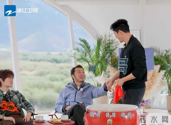 停办吧！《奔跑吧》首播差评一片，请一大堆明星没一个能拿得出手