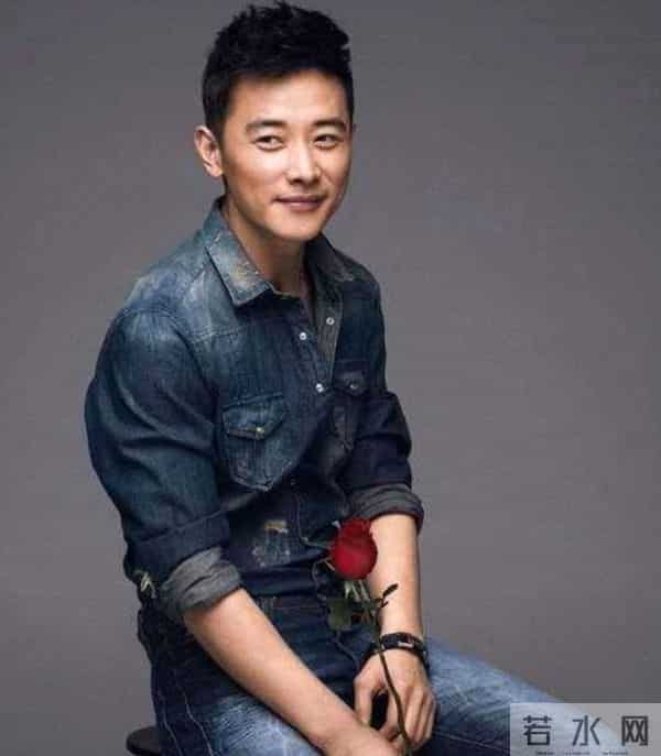 “婚变传闻”反转!一次葬礼打破争议,罗晋唐嫣走上了另一条路