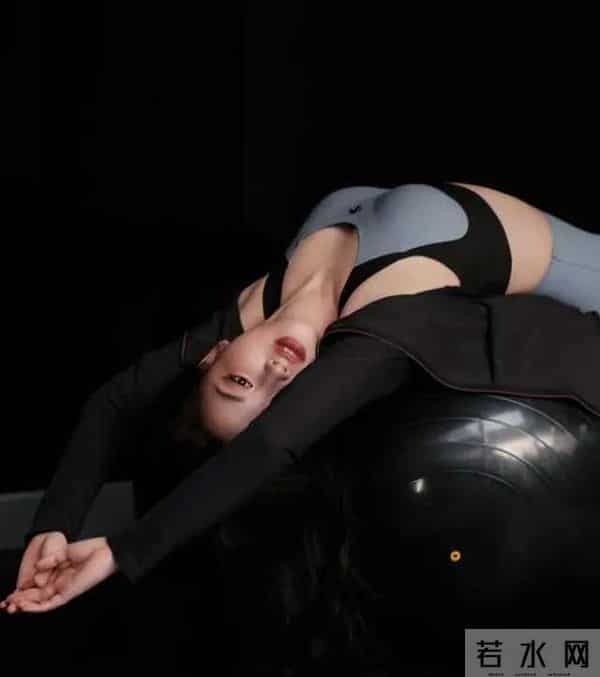 朱珠健身穿搭，这身材真让人羡慕