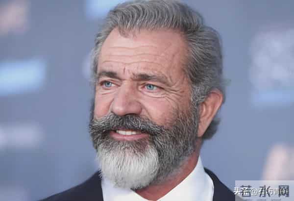 4.25亿美元离婚分手费!背叛前妻仍为他辩护,堕落断送巨星事业