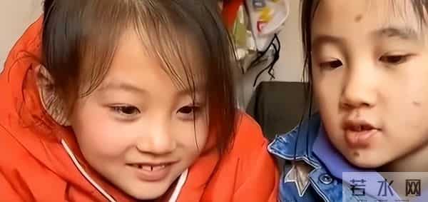 事实证明，拒绝百万签约“微笑女孩”，如今过得比明星还安稳