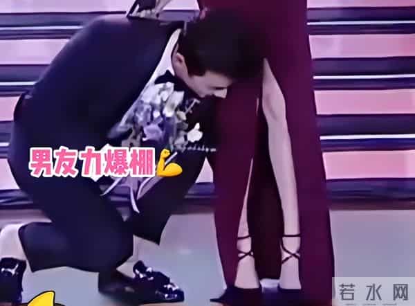 唐嫣罗晋现身葬礼,小细节展现两人深厚感情,力破离婚传闻