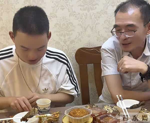 谢浩男明天生日网友猜测有惊喜 很多人劝海军妈做1件事还给出建议