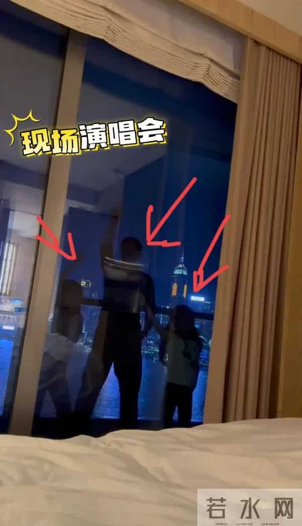 方媛晒三胎女儿满月合照，产后身材依旧能打，郭富城女儿奴实锤