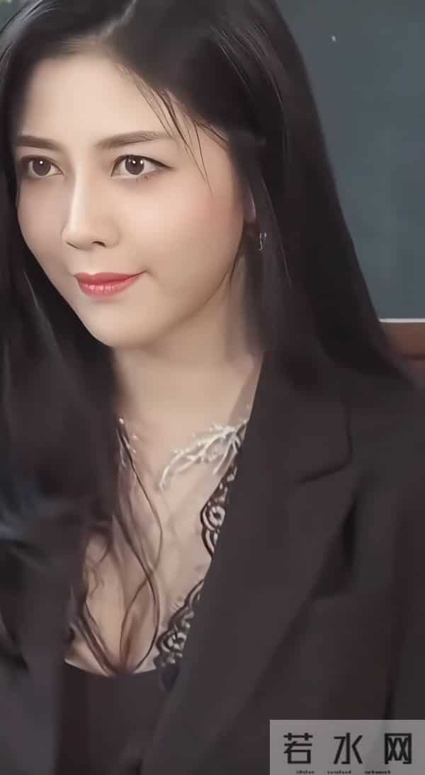 女神韩瑜年轻时感觉一般,老了反而更成熟性感有魅力了