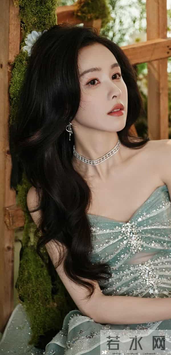 陈都灵,被这样的美貌吸引住啦!又是收集美貌的一天!