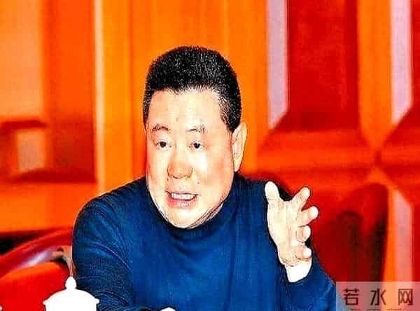 香港富豪刘銮雄:套现500亿,抛弃妻子逃亡英国,结局令人嘘唏!