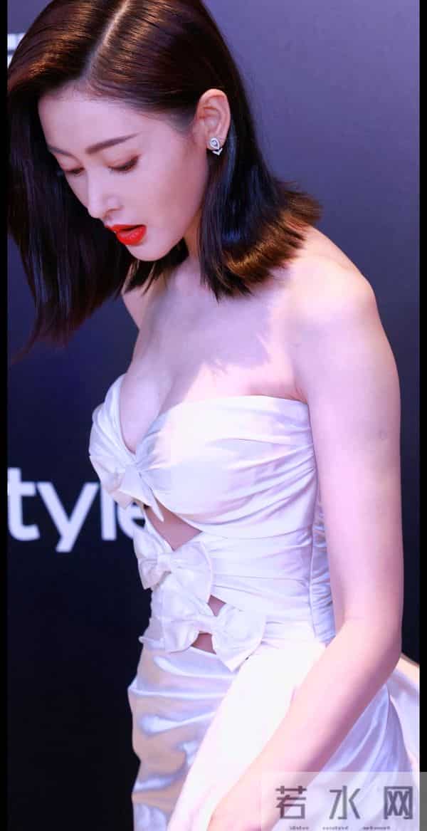 封神!张天爱红毯冷艳杀,33 岁美到让人移不开眼!