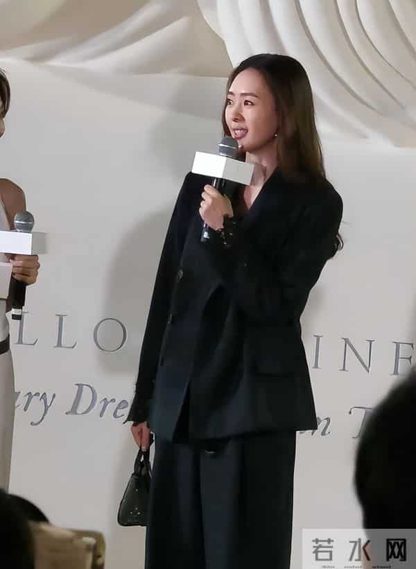 深圳BC红毯太真实,童谣头秃靠边站、胡静嘴歪显老态、王凯瘦脱相