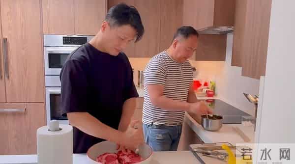 “邵氏第一美女”80大寿,儿子尹子维带徐冬冬赴美庆生 婆媳略生疏