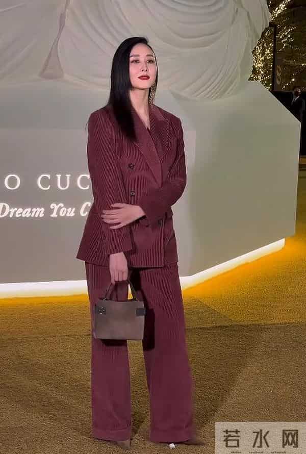 深圳BC红毯太真实,童谣头秃靠边站、胡静嘴歪显老态、王凯瘦脱相