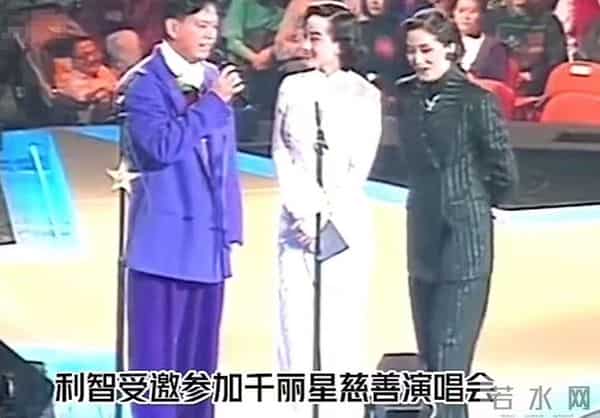 风水轮流转！看了62岁李连杰和63岁利智的合照，风光背后满是心酸