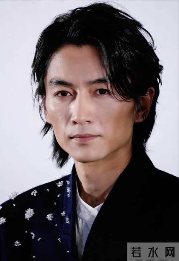 陈晓瘦脱相撞脸谢霆锋!离婚9个月判若两人,这状态比离婚还扎心