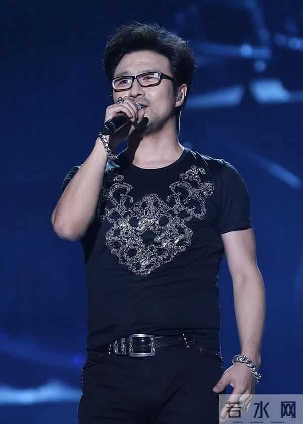 汪峰被曝孕期出轨