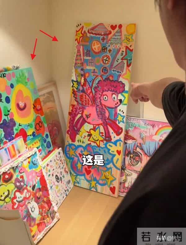 陈赫带尹正参观豪宅,房间到乱糟糟,“女助理”却人美声甜爱撒娇